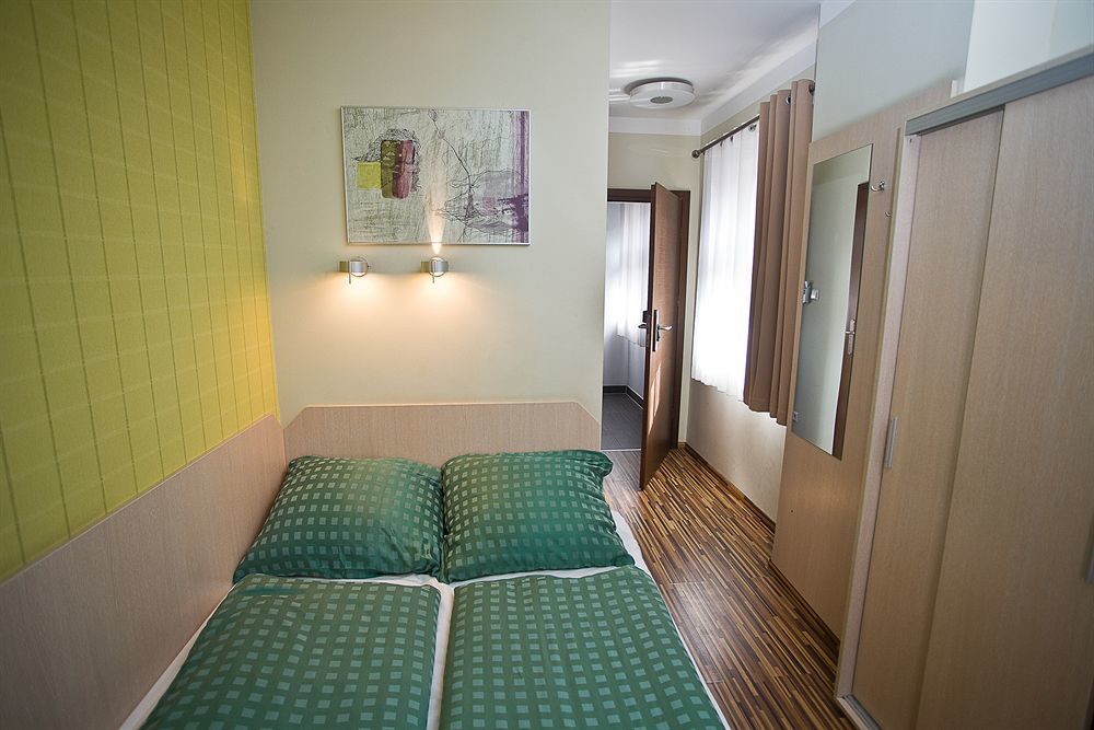 Bed and Breakfast Great Polonia Dwarf Breslavia Exterior foto